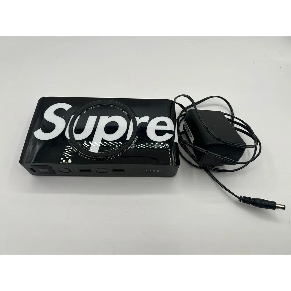 Supreme Mophie Powerstation Go Wireless Charger Black 44400mWh Power Bank